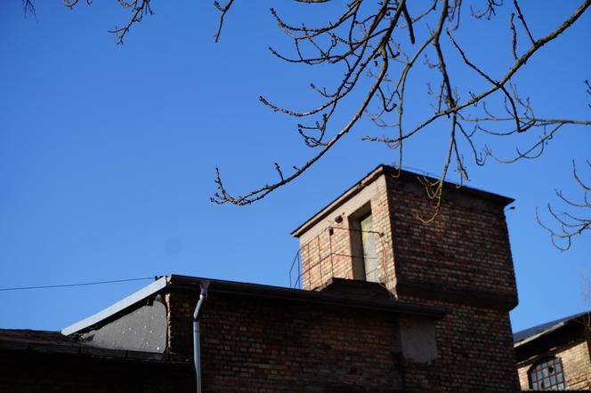 Opuszczona fabryka włókiennicza w Białymstoku. Niszczejące budynki niedaleko centrum miasta
