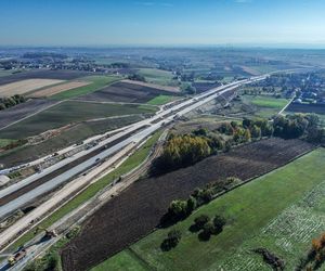 Trwa budowa drogi ekspresowej S7 Kraków - Widoma. Oto najnowsze zdjęcia