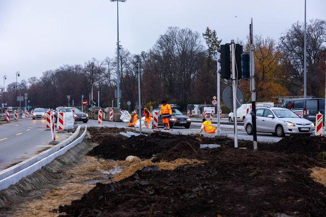 Remont placu Na Rozdrożu, listopad 2023