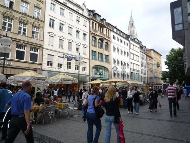 Main Streets Across the World 2009: Kaufingerstrasse, Monachium