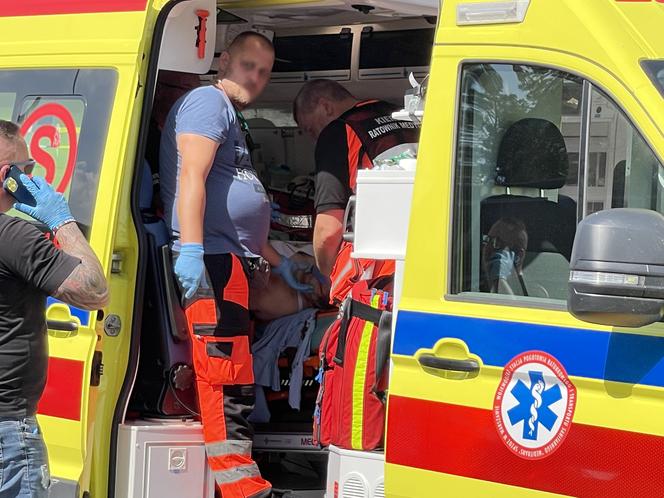 Wypadek miejskiego autobusu w Ząbkach