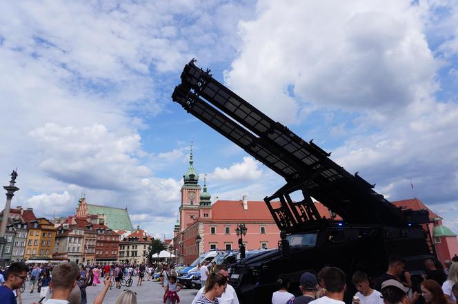 Święto Policji 2024. Uroczystości na placu Zamkowym w Warszawie