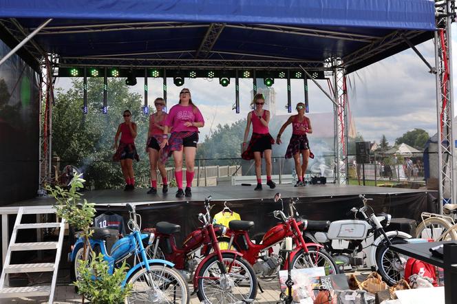 ​Dla fanów motoryzacji i dla małej Hani. W sierpniu Moto Piknik w Śmiglu