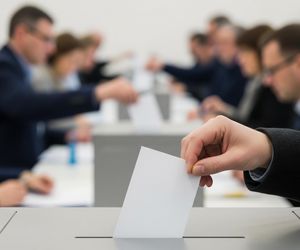 Efekt domina po Krakowie? Kaczyński rusza po wielkie miasta