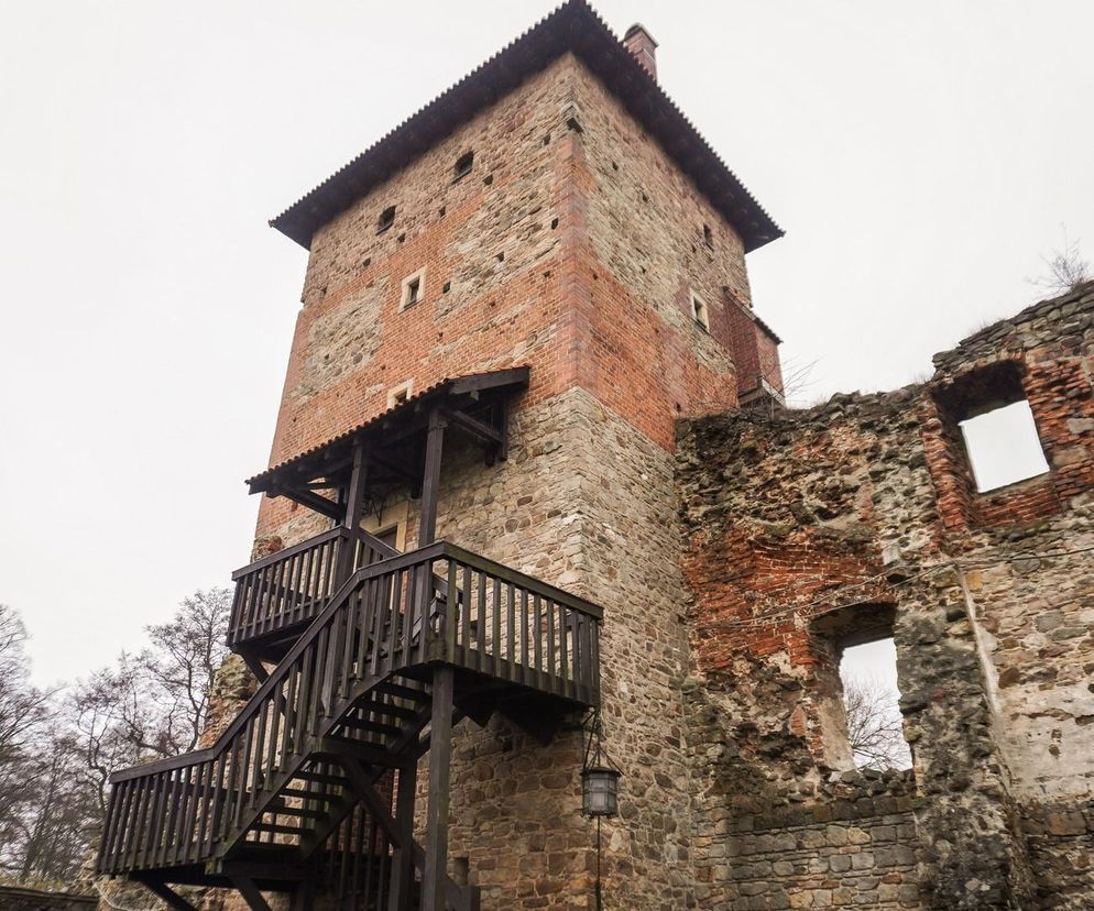 Zamek w Chudowie to historia tragedii i niezwykłej pasji