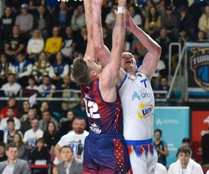 Arriva Lotto Twarde Pierniki Toruń - King Szczecin, zdjęcia kibiców i zawodników z meczu Orlen Basket Ligi