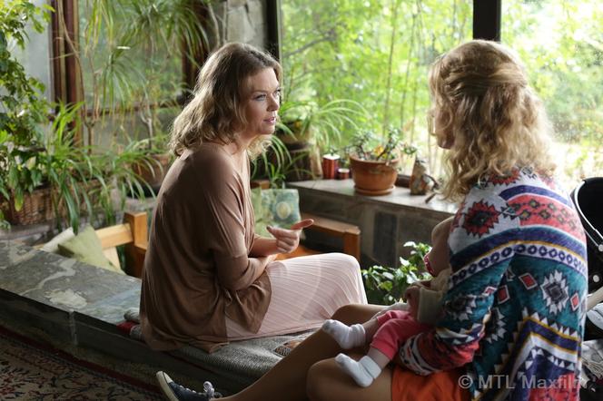M jak miłość odcinek 1182. Anna (Tamara Arciuch), Natalka (Marcjanna Lelek)