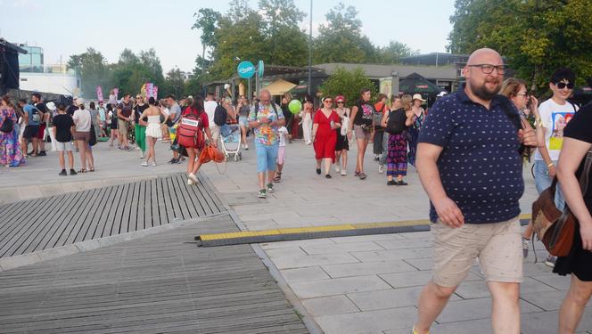 Olsztyn Green Festival 2024. Tłumy na plaży miejskiej. Zobacz zdjęcia z drugiego dnia!