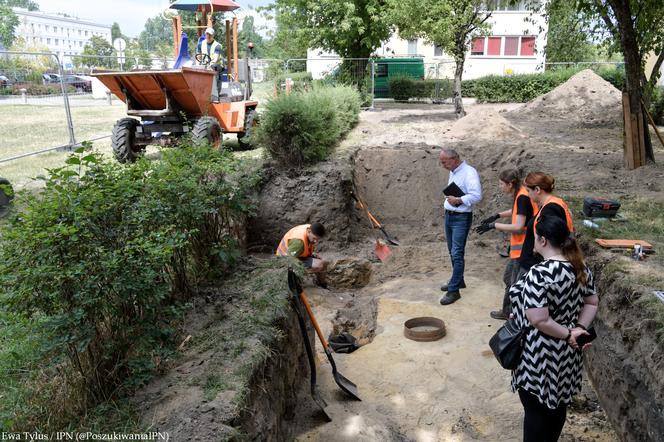 Odkopali ludzkie truchło w miejscu dawnego więzienia. „Wszystkie ofiary zostały pogrzebane w podobny sposób”