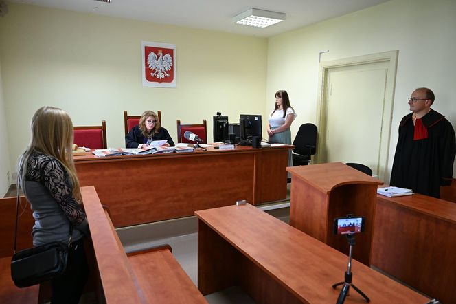 5-miesięczny chłopczyk ze śladami pobicia trafił do szpitala. Sąd ukarał oboje rodziców