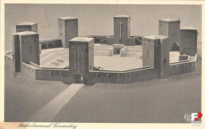 Ten obiekt na Mazurach miał przypominać krąg ze Stonehenge. Dziś pozostały po nim ruiny