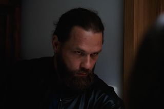 M jak miłość, odc. 1844: Gangster Robert (Kamil Drężek), Martyna (Magdalena Turczeniewicz)