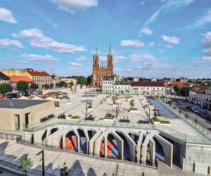 Mała architektura na placach 10