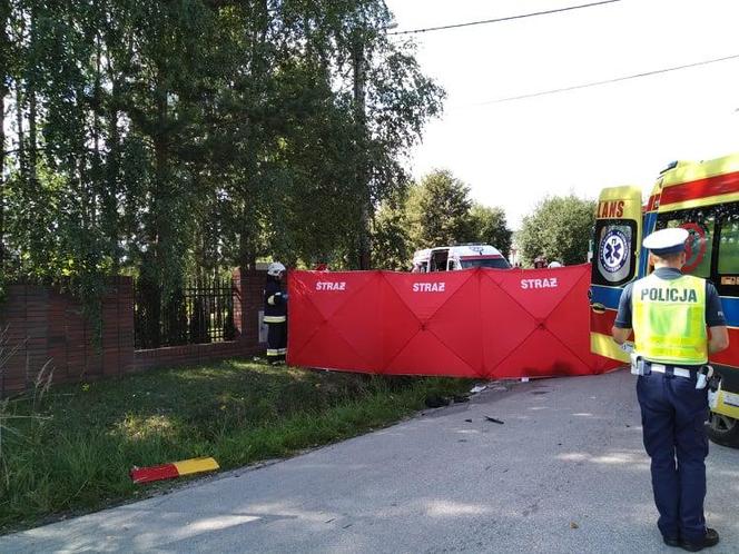 Tragedia niedaleko Kielc. Autobus MZK zderzył się z autem osobowym. W wypadku zginęła kobieta 