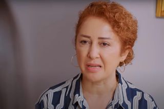 Bahar robi test ciążowy.