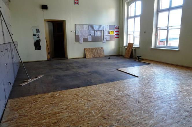 Pracowite wakacje w szkołach 