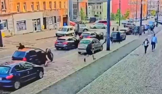 Rajd po Chorzowie. Kibice GKS Katowice napadli przypadkowych przechodniów