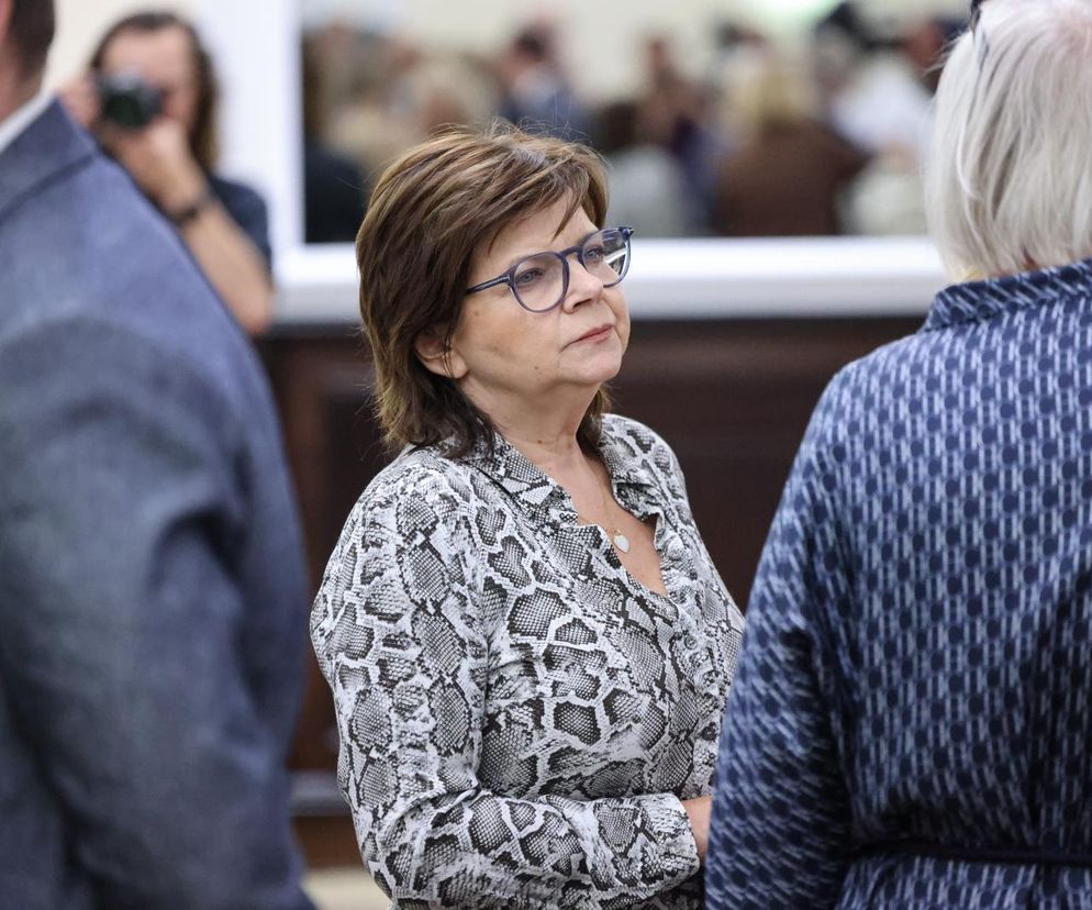 Nie każcie kobietom rodzić w karetkach. Protestujący z Leska przyjechali do ministry zdrowia
