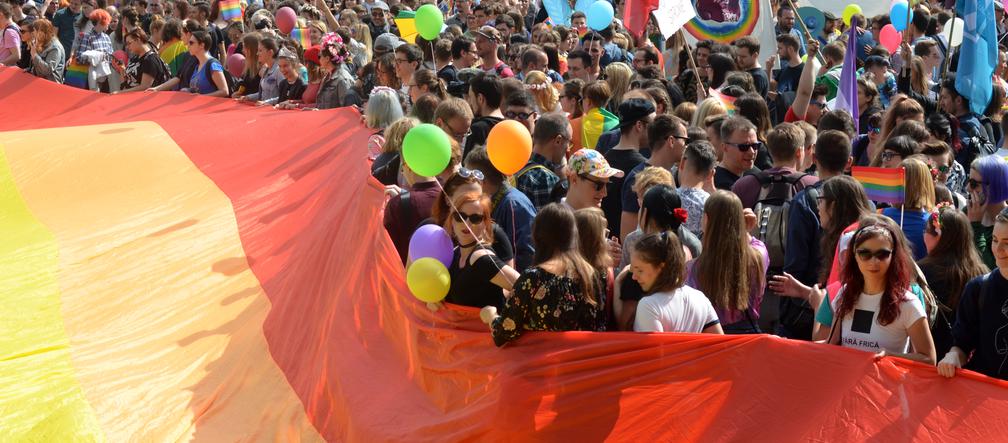 Marsz Równości przejdzie przez Kraków. Tak wyglądały poprzednie parady LGBT