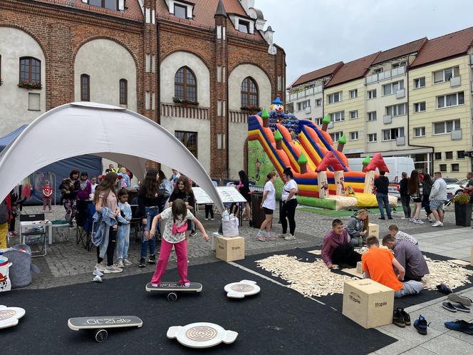 WOLIN Z RYBĄ NA TALERZU - KAMIEŃ POMORSKI - GALERIA