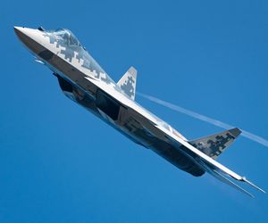 Rosyjski Su-57 i chiński J-20 