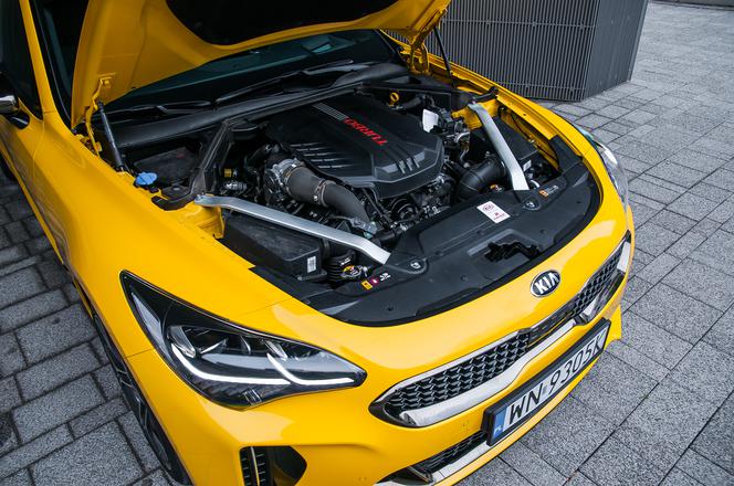 Kia Stinger GT 3.3 V6 T-GDI 366 KM 8AT AWD