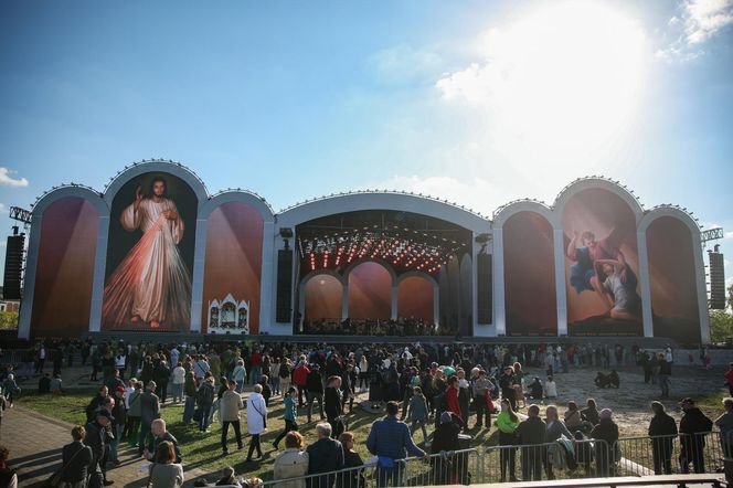 Wierni modlą się za Papieża w Azji. Trwa Symfonia Miłosierdzia w Krakowie