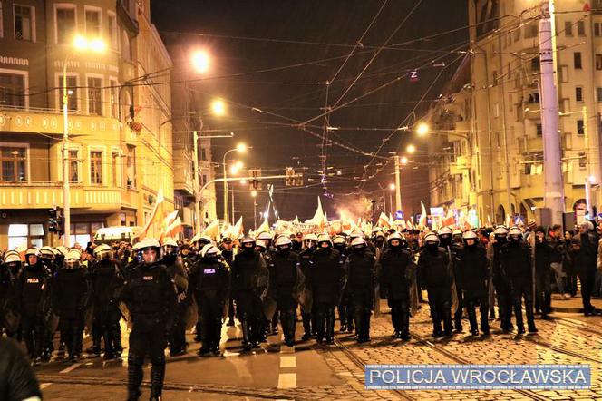 Marsz Niepodległości we Wrocławiu. 11 osób usłyszało zarzuty
