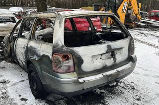 W spalonym samochodzie znaleziono zwłoki