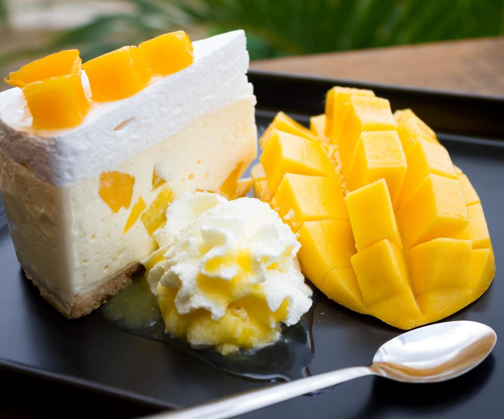 Na tę Wielkanoc zaskocz gości czymś nowym. Sernik mango podbije wszystkie podniebienia