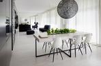 Czarno-białe wnętrze apartamentu