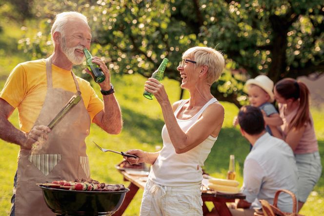 Ten napój podbija Polskę. Milion sztuk dziennie wypiera alkohol ze sklepów