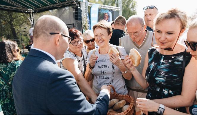 Dożynki wojewódzkie 2023 w województwie podlaskim. Tłumy na koncercie Lady Pank w Wasilkowie [ZDJĘCIA]