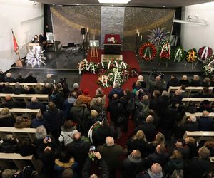 Ostatnia książka Katarzyny Stoparczyk. Zdążyła ją zamknąć na 2 tygodnie przed śmiercią. Historia Stanisława Tyma łamie serce