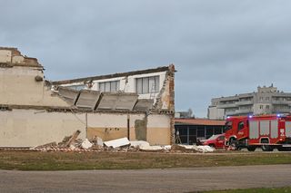 Katastrofa budowlana w Mławie. Dwie osoby nie żyją, kilku rannych