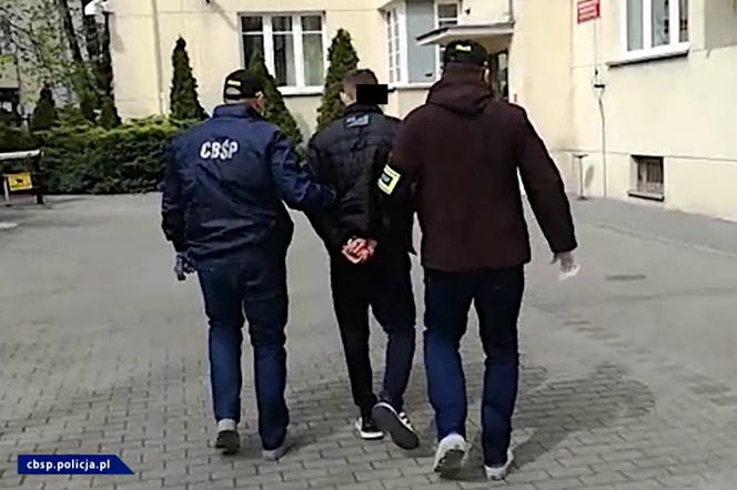 Płock. Przeżył prawdziwy horror! Grozili mu siekierą i żądali haraczu! [ZDJĘCIA]