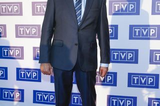 Jego głos znają wszyscy widzowie Tańca z gwiazdami. Tak wygląda słynny lektor