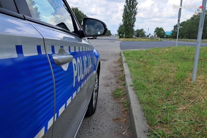 Policjanci z Bierunia śledzą zachowania kierowców na skrzyżowaniach