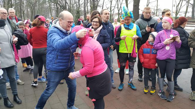 Grudziądzanki celebrowały swoje święto w biegu.  Ponad 400 pań imprezowało w Parku Miejskim