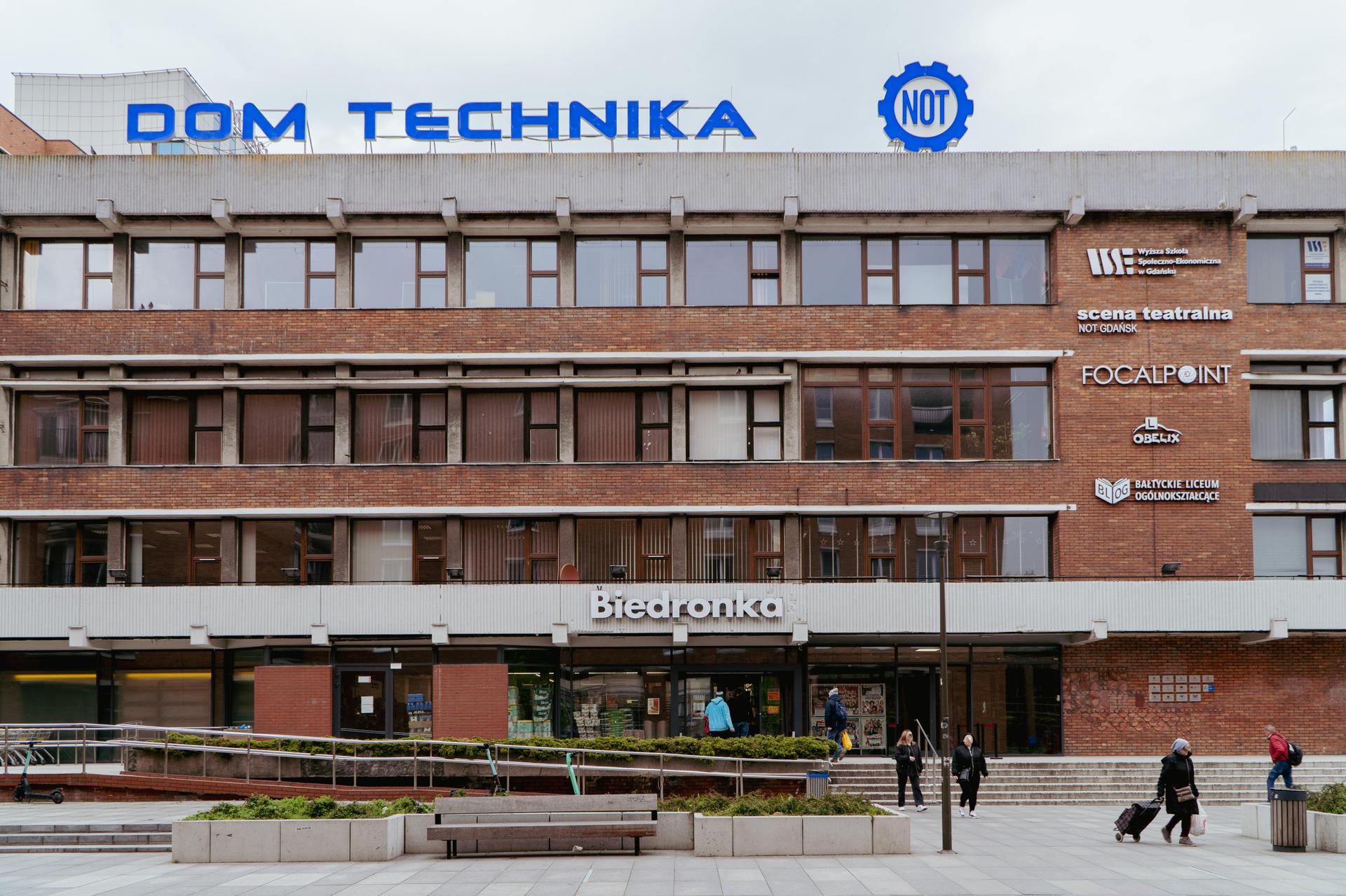 Dom Technika w Gdańsku - zdjęcia. Skrywa piękne wnętrza