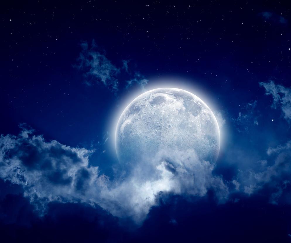 Pełnia Księżyca sierpień 2022 - data, godzina. Przed nami Superksiężyc i Kukurydziana Pełnia! 