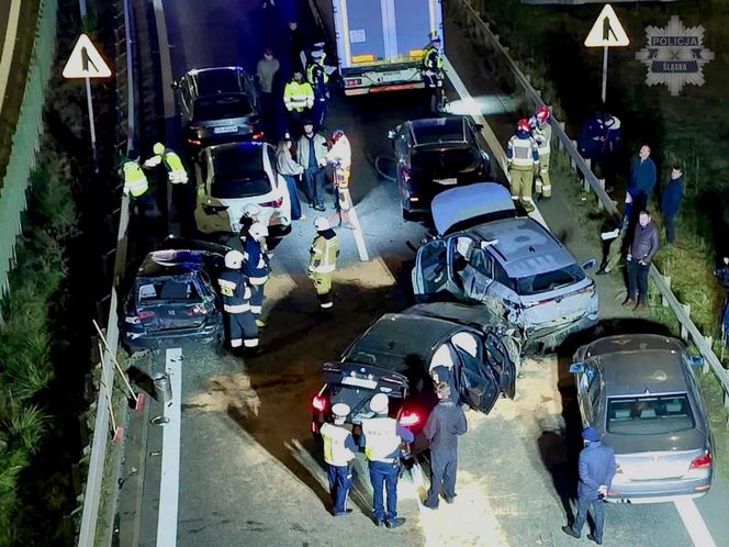 Karambol na DK1 w Piasku