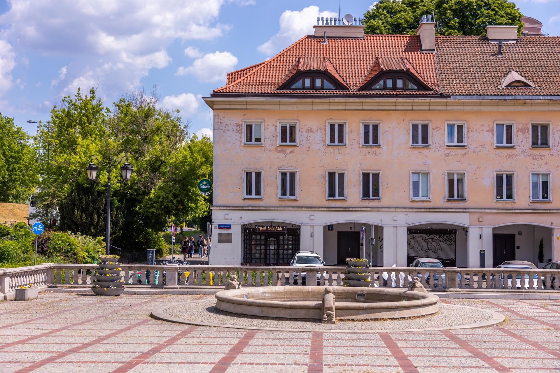 Mariensztat w Warszawie - zdjęcia. Niewykorzystany potencjał w centrum miasta