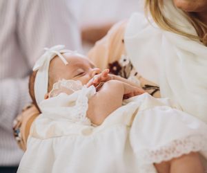 Czy będąc w ciąży można zostać matką chrzestną? Kościół ma co do tego jasne stanowisko. Miałam zostać matka chrzestną ale jak się dowiedzieli ze jestem w ciąży to zrezygnowali