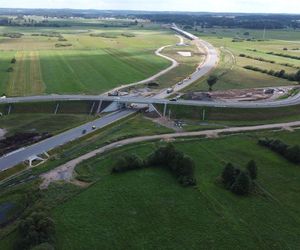 Trwa budowa najważniejszej obwodnicy w woj. podlaskim. Estakada nad Biebrzą robi wrażenie! 