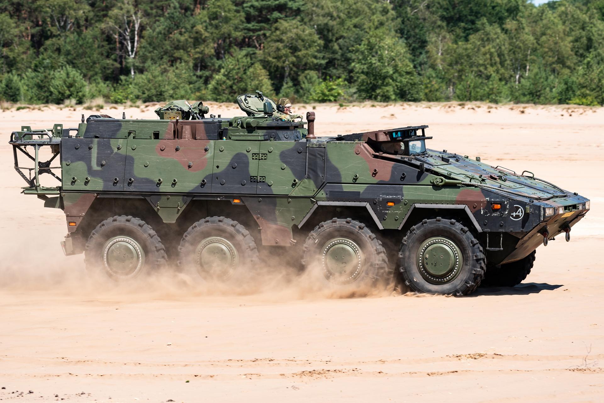 Niemiecki transporter Boxer