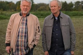 Pierwsza miłość, odcinek 3929: Śmiałek (Paweł Okoński) i Seweryn (Mirosław Kropielnicki)