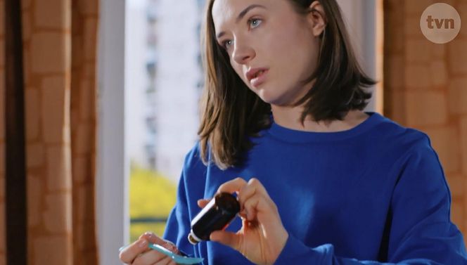 Na Wspólnej, odcinek 4053: Ania celowo wyleje leki chorego syna do kwiatka! Chce zabić dziecko? - ZDJĘCIA, ZWIASTUN