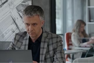 	Pierwsza miłość odcinek 4038. Artur Kulczycki (Łukasz Płoszajski), Berenika (Maria Konarowska)