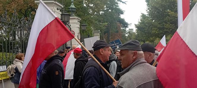 Demonstracja zwolenników PiS